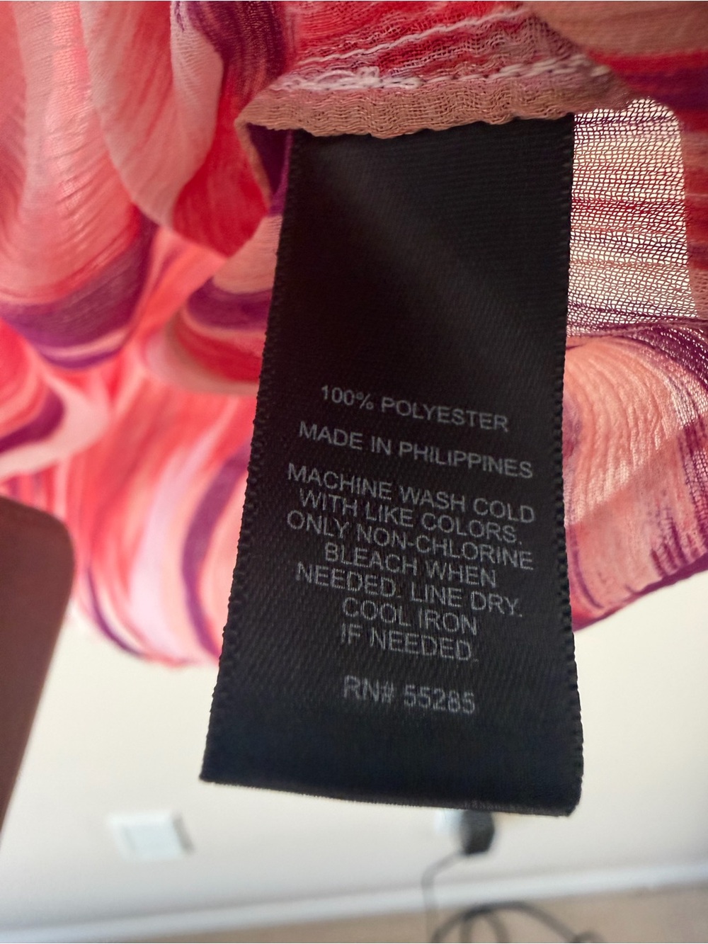 Express Red and Pink Abstract Sheer Top VGC Womens Medium - Picture 5 of 6